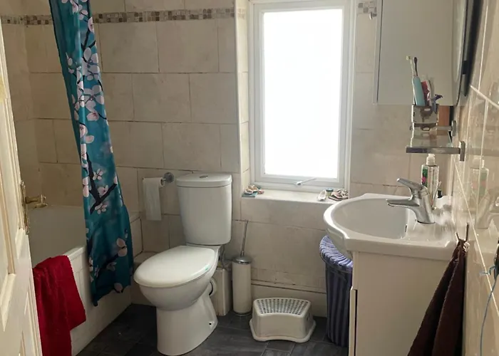 Cosy Comfy * Bristol